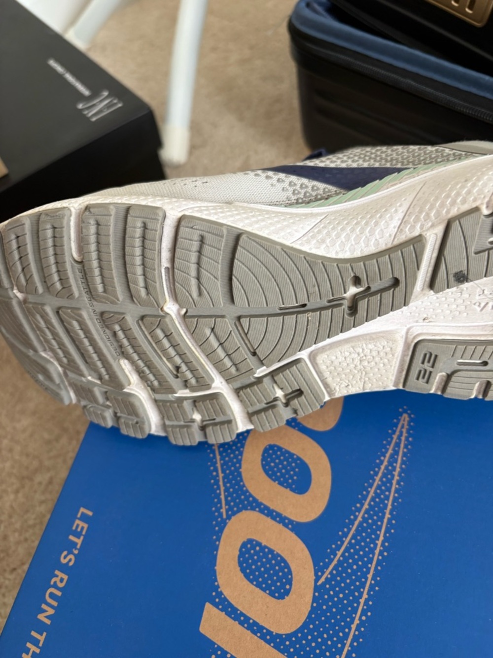 Brooks Light Gray Running Shoes with Navy Laces - Picture 4 of 5